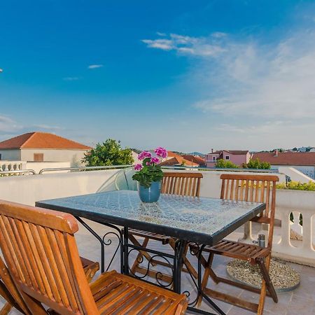 Apartments Barbara Tribunj  Ngoại thất bức ảnh