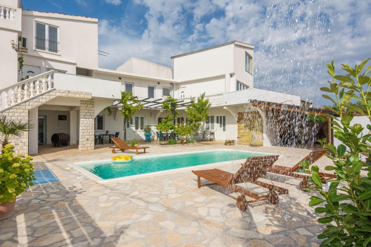 Apartments Barbara Tribunj  Ngoại thất bức ảnh