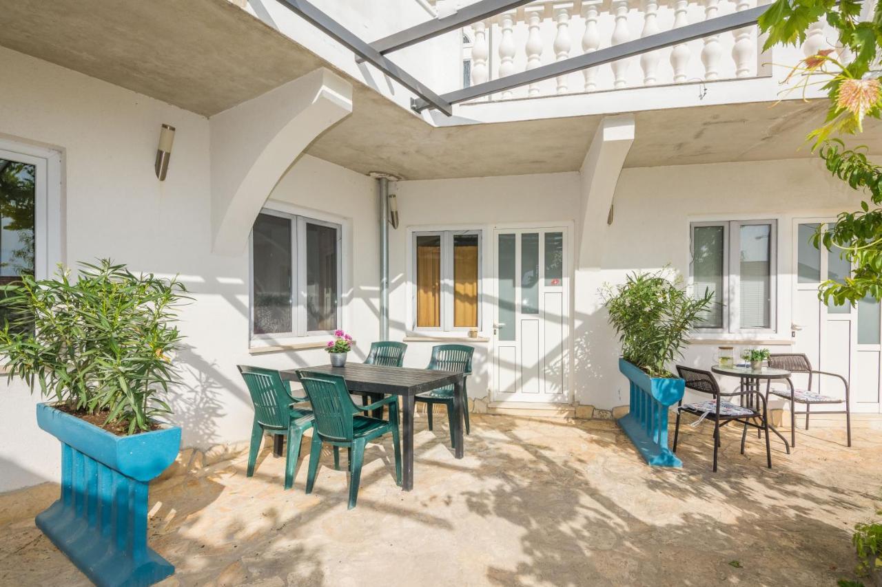 Apartments Barbara Tribunj  Ngoại thất bức ảnh