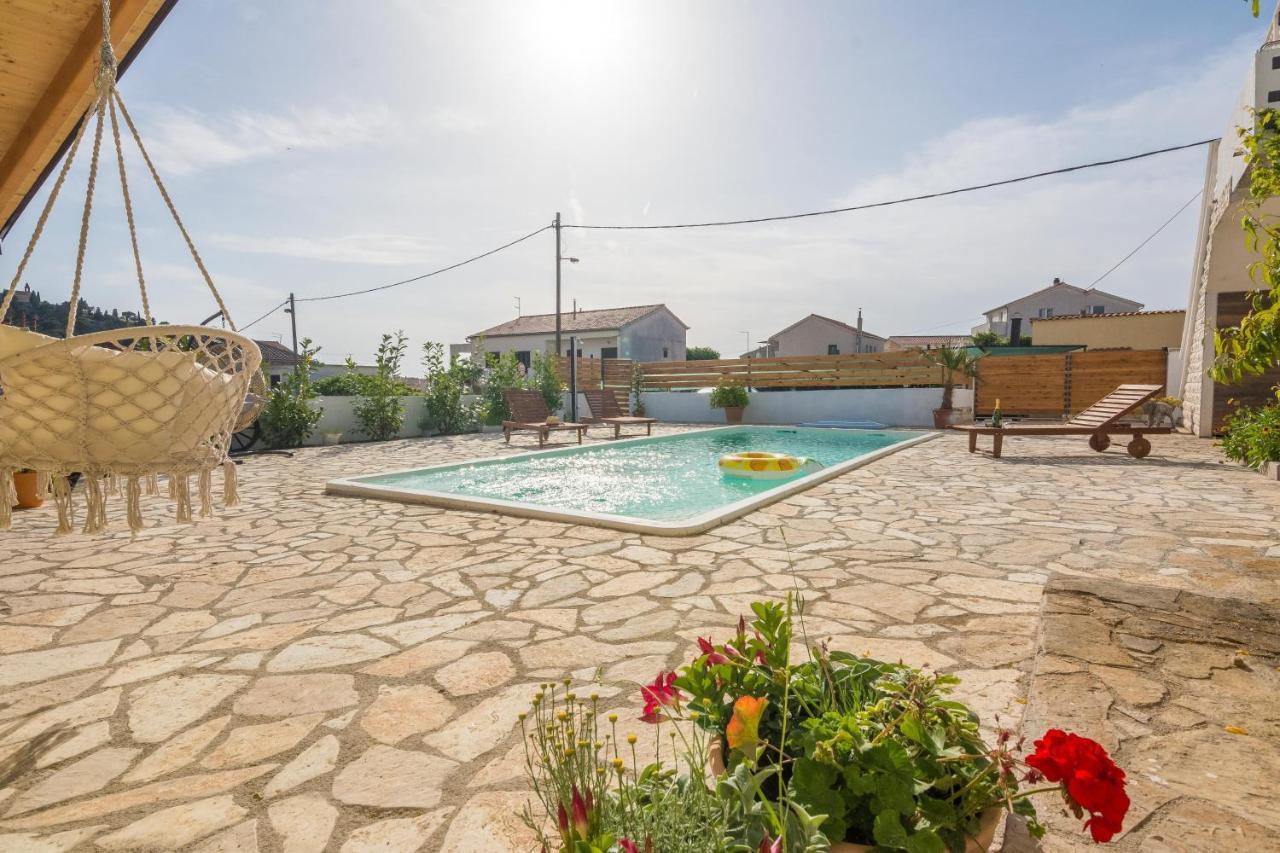 Apartments Barbara Tribunj  Ngoại thất bức ảnh