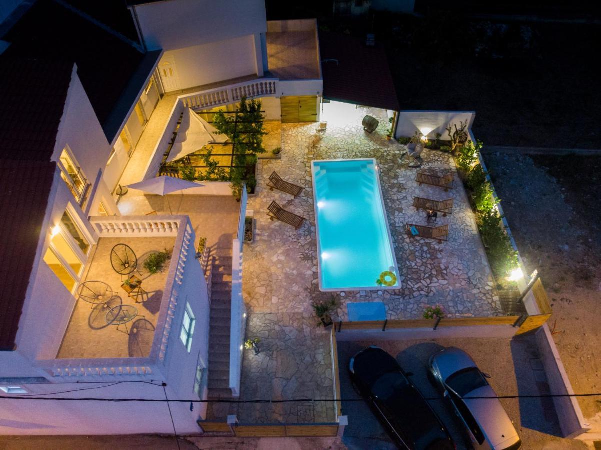 Apartments Barbara Tribunj  Ngoại thất bức ảnh